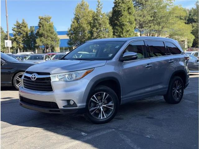 2016 Toyota Highlander XLE V6 for sale in Kent, WA