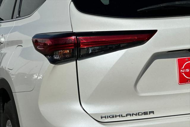 2020 Toyota Highlander Hybrid LE