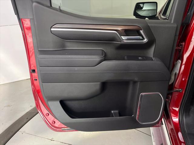 2023 GMC Sierra 1500 4WD Crew Cab Standard Box SLT