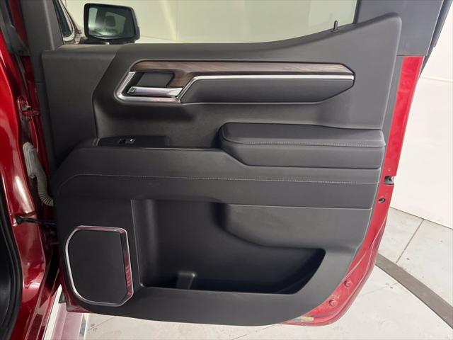 2023 GMC Sierra 1500 4WD Crew Cab Standard Box SLT