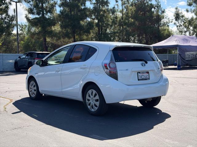 2014 Toyota Prius c Two