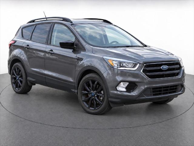2019 Ford Escape SE for sale in Highland, MI