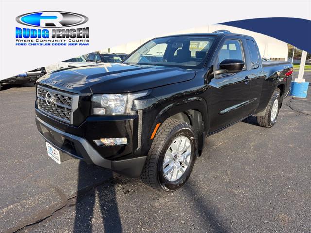 2022 Nissan Frontier King Cab SV 4x4 for sale in New Lisbon, WI