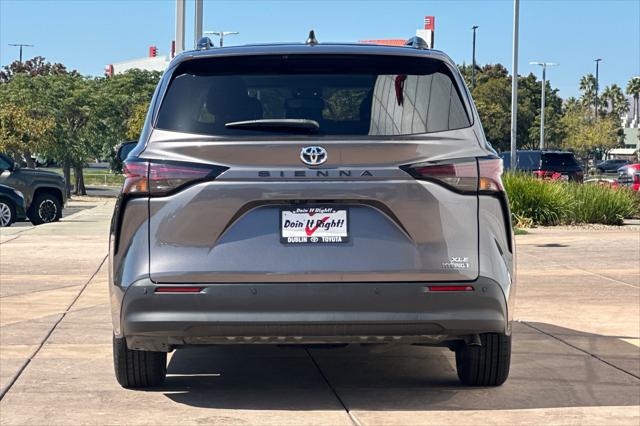 2024 Toyota Sienna XLE