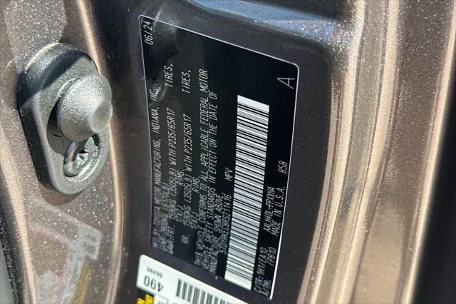 2024 Toyota Sienna XLE