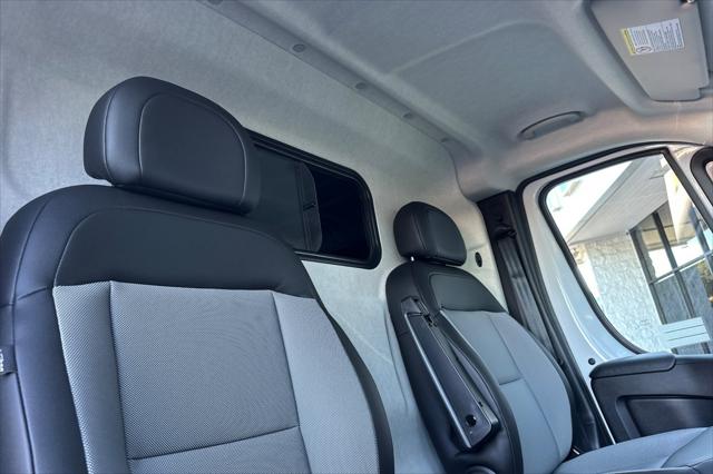 2027 Ram ProMaster Cargo Van Tradesman