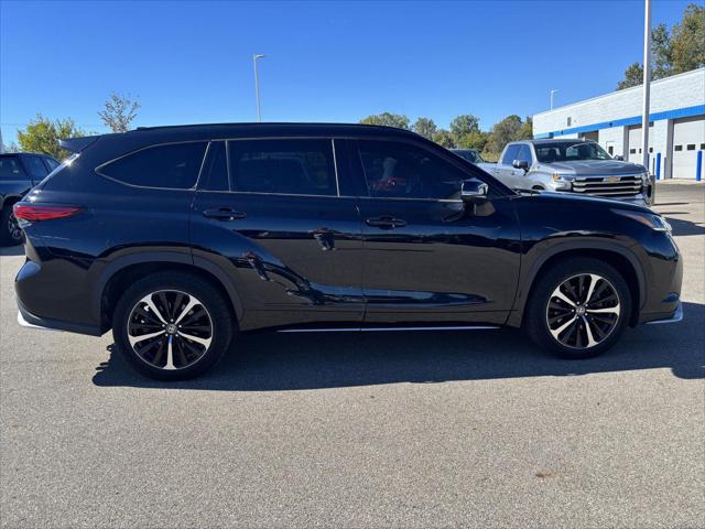 Used 2021 Toyota Highlander XSE For Sale in Jackson, MI