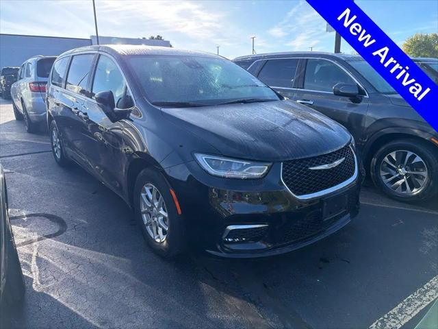 2026 Chrysler Pacifica Select for sale in Merrill, WI
