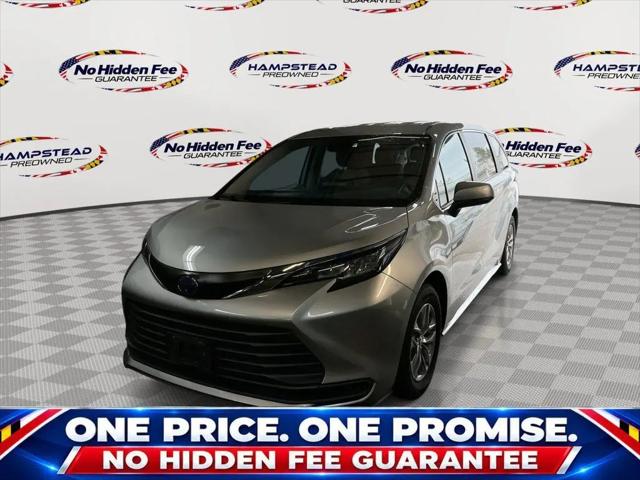 2022 Toyota Sienna LE for sale in Hampstead, MD