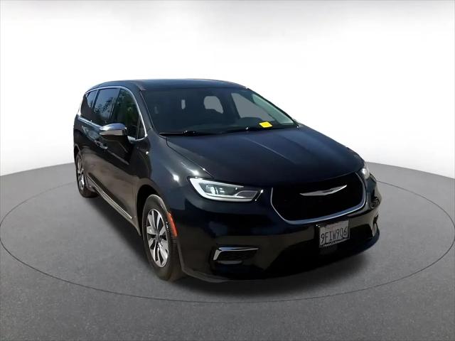 2023 Chrysler Pacifica Hybrid Limited