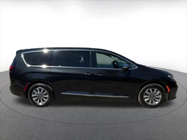 2023 Chrysler Pacifica Hybrid Limited