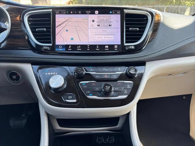 2023 Chrysler Pacifica Hybrid Limited