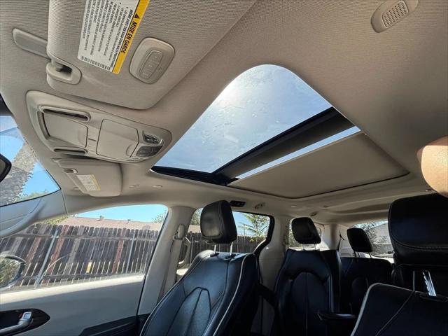 2023 Chrysler Pacifica Hybrid Limited