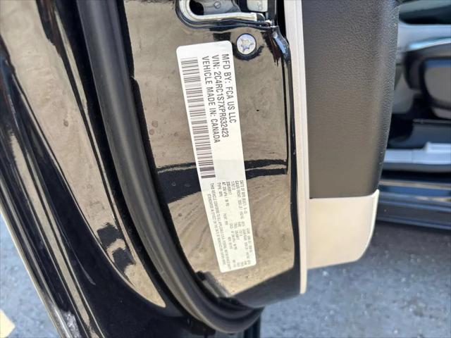 2023 Chrysler Pacifica Hybrid Limited