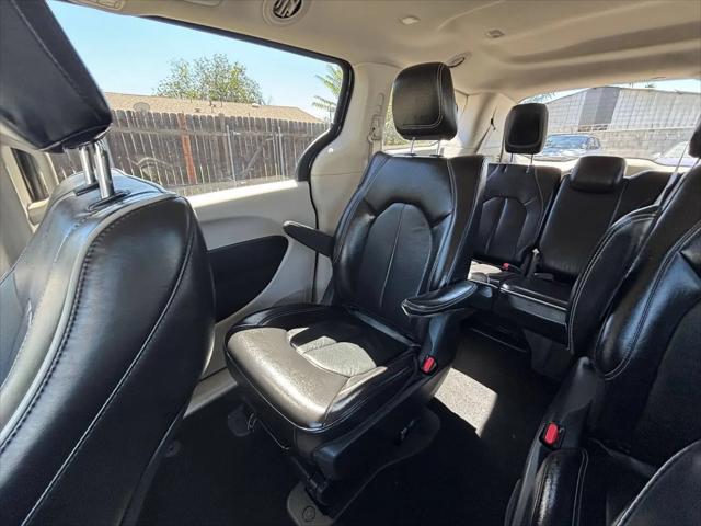 2023 Chrysler Pacifica Hybrid Limited