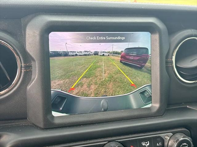2023 Jeep Gladiator Sport