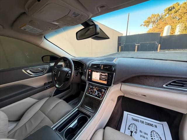2017 Lincoln Continental Select