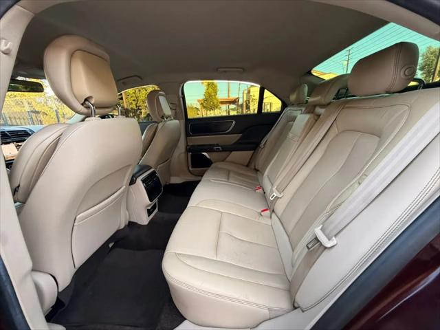 2017 Lincoln Continental Select