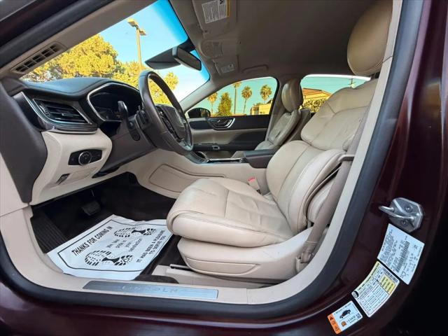 2017 Lincoln Continental Select