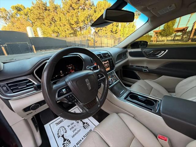 2017 Lincoln Continental Select
