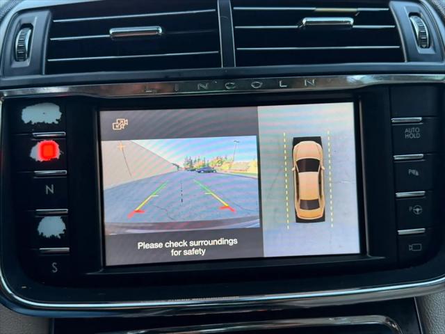 2017 Lincoln Continental Select