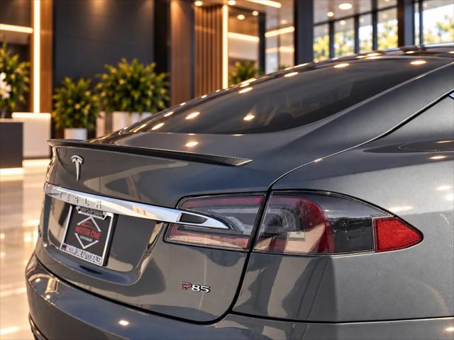 2013 Tesla Model S Performance