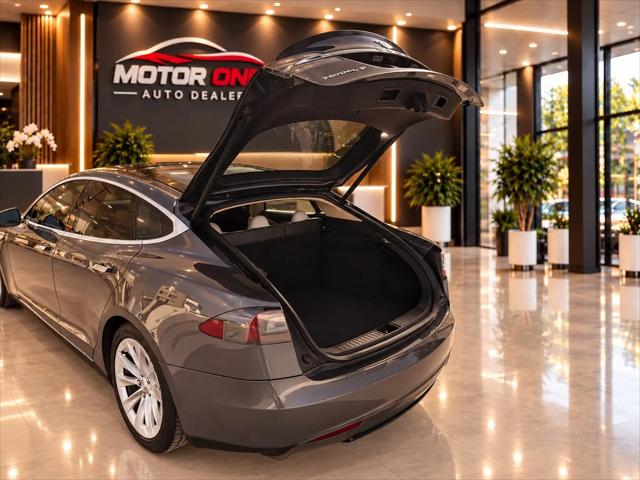 2013 Tesla Model S Performance