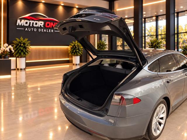 2013 Tesla Model S Performance