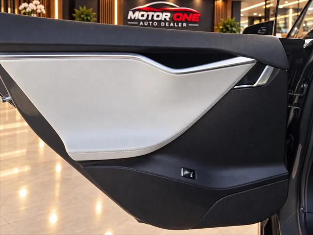 2013 Tesla Model S Performance