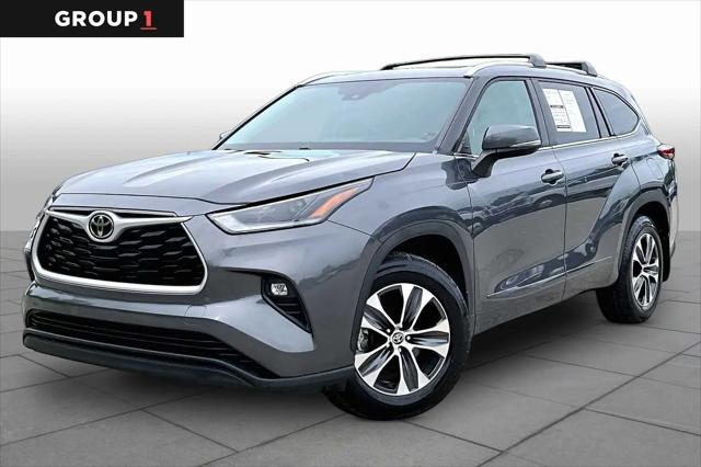 2021 Toyota Highlander XLE for sale in Fort Myers, FL