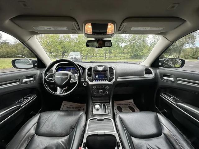 2019 Chrysler 300 Touring