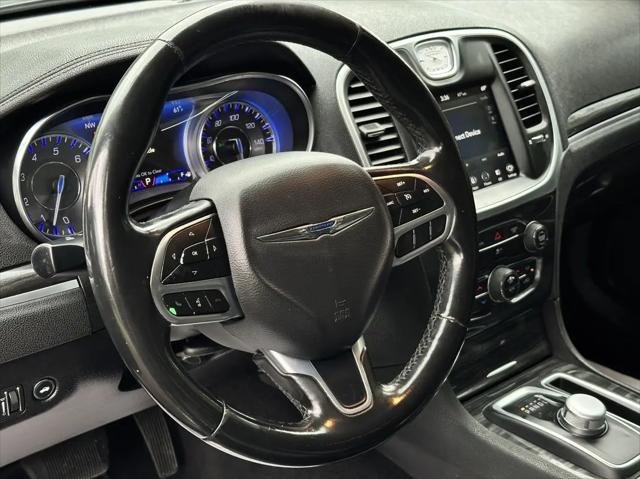 2019 Chrysler 300 Touring