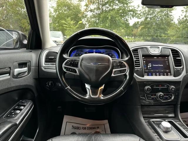 2019 Chrysler 300 Touring
