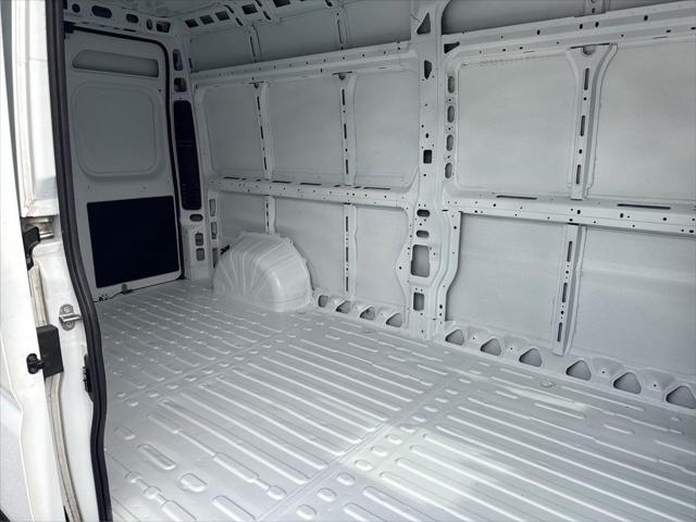 2025 Ram ProMaster 2500 Cargo Van Tradesman High Roof 159 WB w/Pass Seat