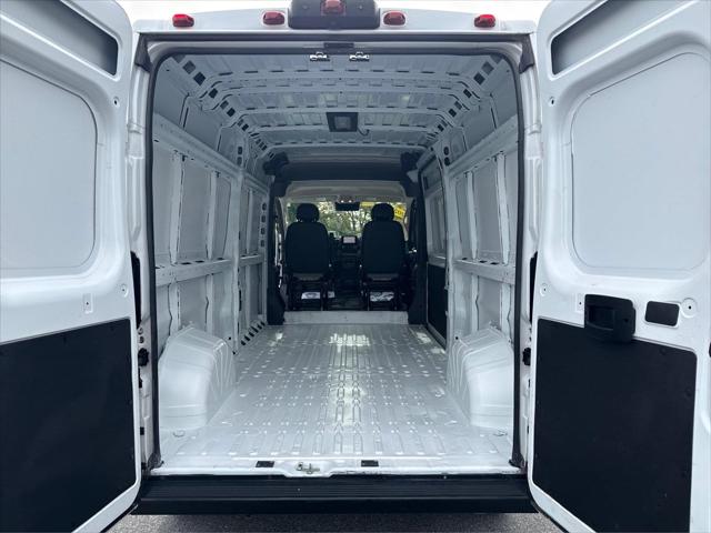 2025 Ram ProMaster 2500 Cargo Van Tradesman High Roof 159 WB w/Pass Seat