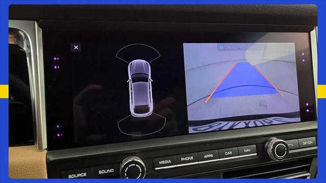 2021 Porsche Macan Macan