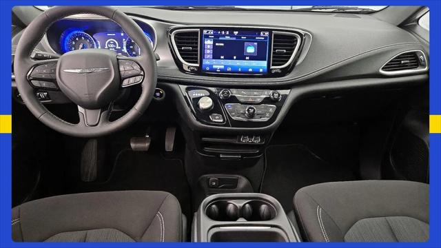 2023 Chrysler Pacifica Touring