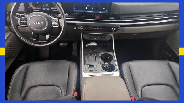2025 Kia Carnival MPV LXS