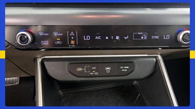 2025 Kia Carnival MPV LXS