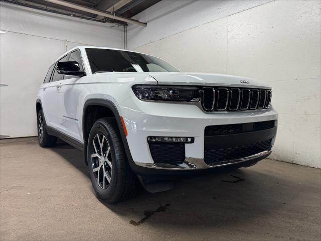 2025 Jeep Grand Cherokee L Limited 4x4 for sale in Johnstown, NY