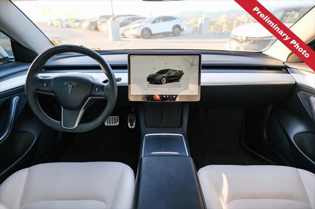 2022 Tesla Model 3 Rear-Wheel Drive