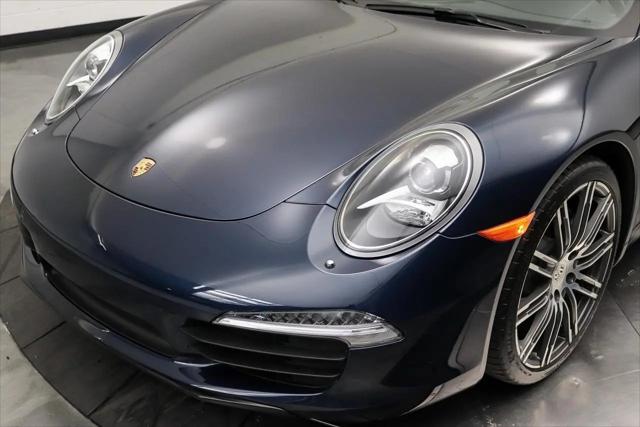 2015 Porsche 911 Carrera
