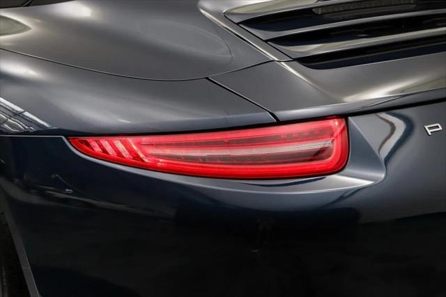 2015 Porsche 911 Carrera