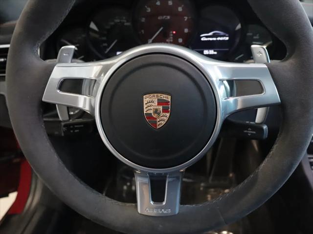 2016 Porsche 911 Carrera 4 GTS
