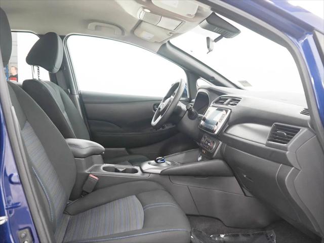 2025 Nissan LEAF S