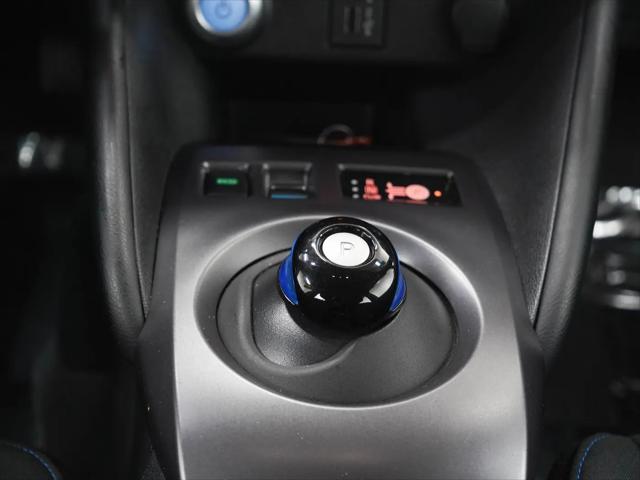 2025 Nissan LEAF S