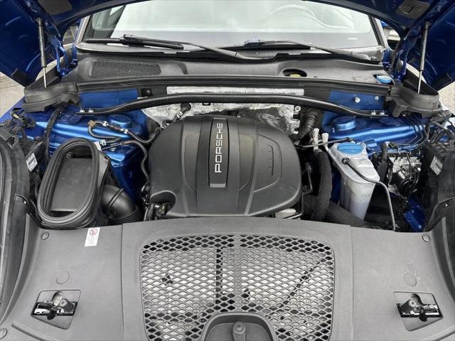 2018 Porsche Macan Macan