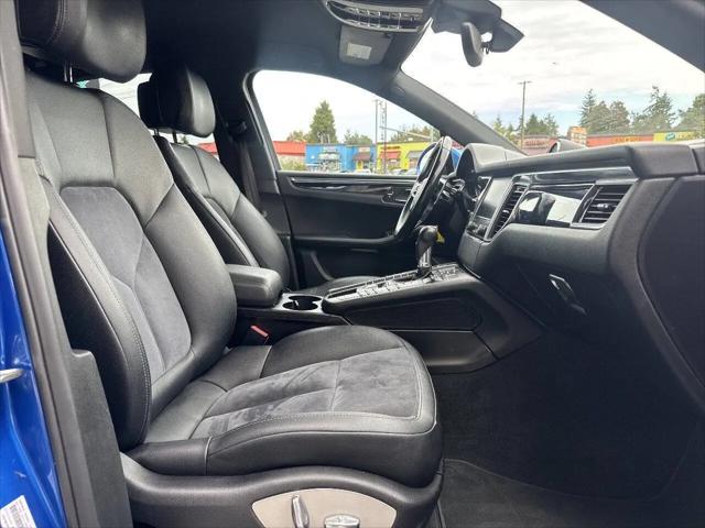 2018 Porsche Macan Macan