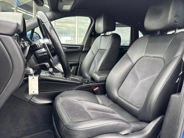 2018 Porsche Macan Macan