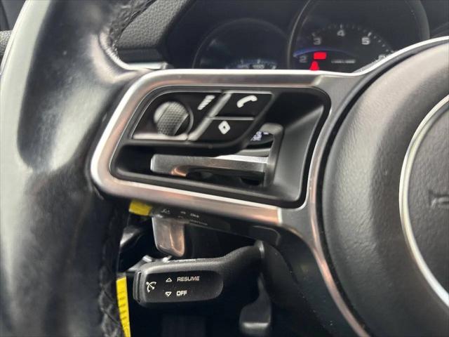 2018 Porsche Macan Macan